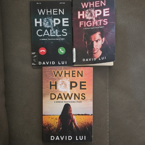 David Lui Book Set - When Hope Series - Picture 1 of 4